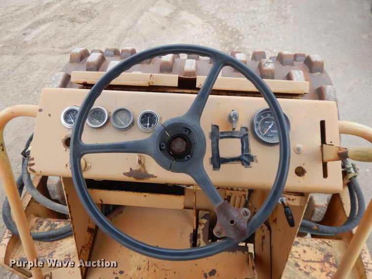 image for item DI8016 Dynapac CA15PD  vibratory single drum roller