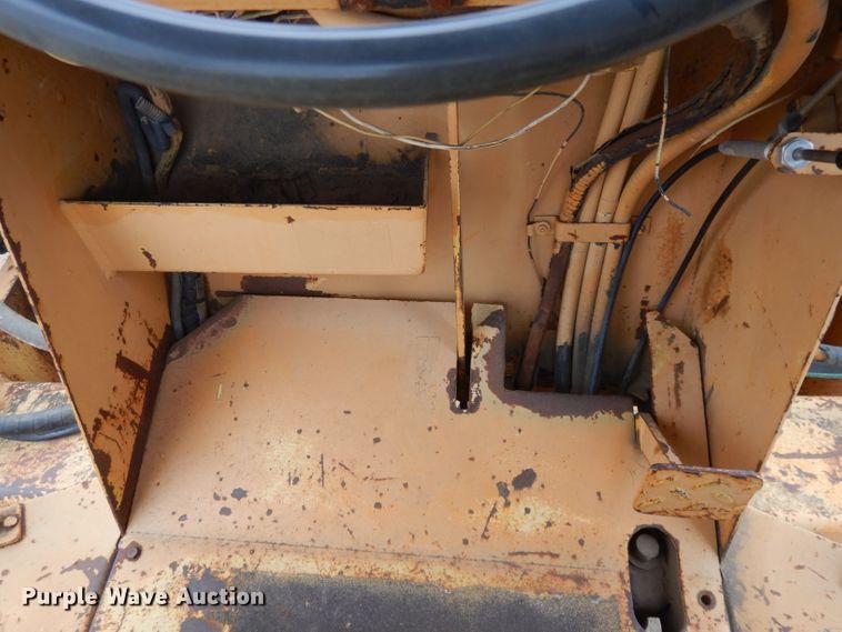 image for item DI8016 Dynapac CA15PD  vibratory single drum roller