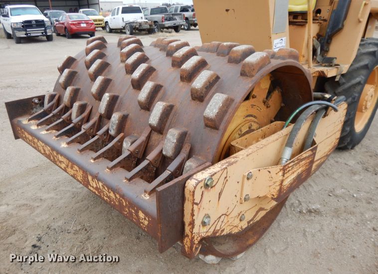 image for item DI8016 Dynapac CA15PD  vibratory single drum roller