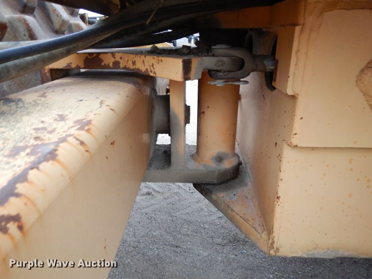 image for item DI8016 Dynapac CA15PD  vibratory single drum roller