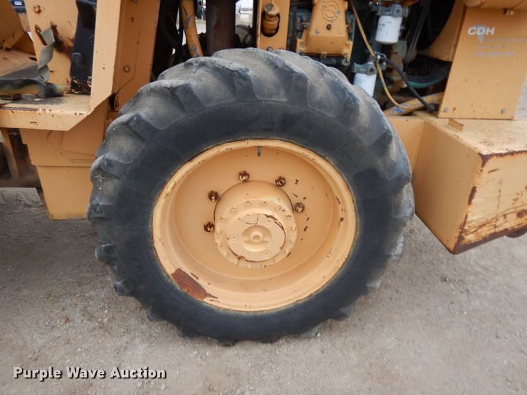 image for item DI8016 Dynapac CA15PD  vibratory single drum roller