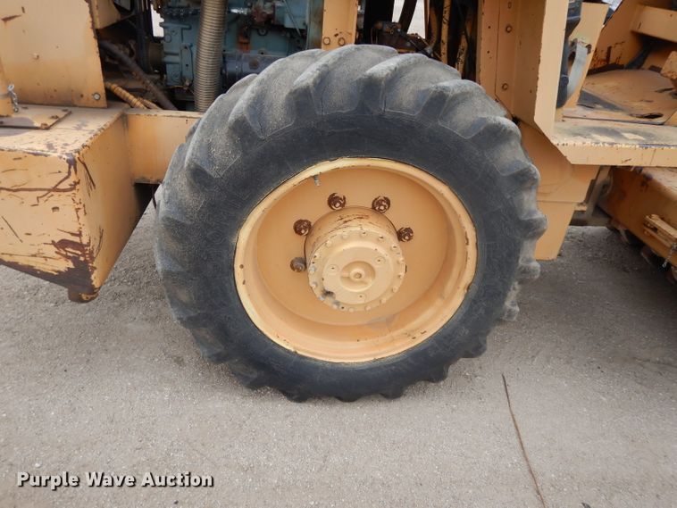 image for item DI8016 Dynapac CA15PD  vibratory single drum roller