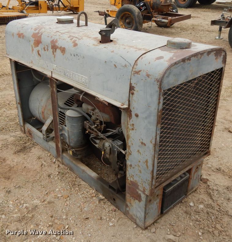 image for item DI8017 Lincoln Redface SA200 welder