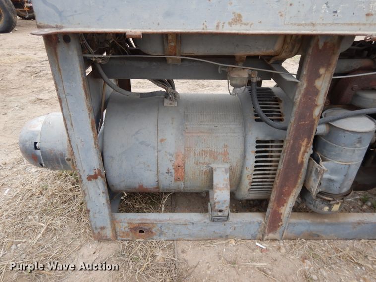 image for item DI8017 Lincoln Redface SA200 welder