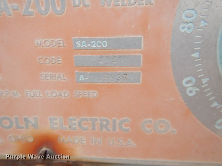 image for item DI8017 Lincoln Redface SA200 welder