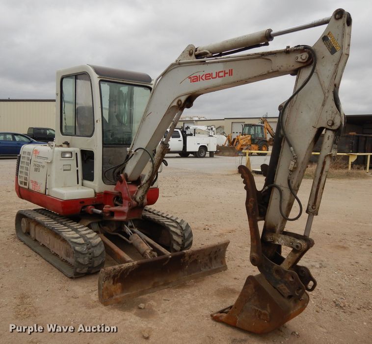 image for item DI8019 2004 Takeuchi TB135  mini excavator