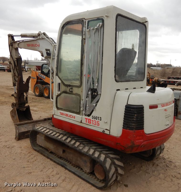 image for item DI8019 2004 Takeuchi TB135  mini excavator