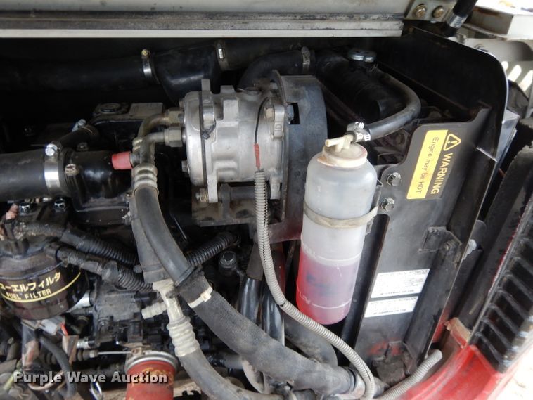 image for item DI8019 2004 Takeuchi TB135  mini excavator