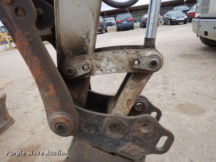 image for item DI8019 2004 Takeuchi TB135  mini excavator