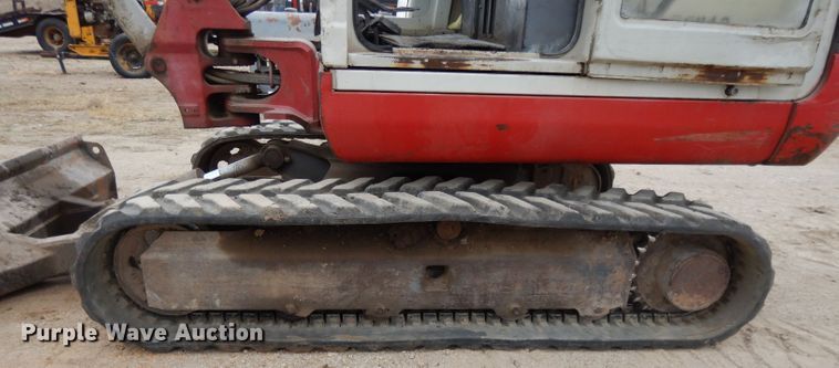 image for item DI8019 2004 Takeuchi TB135  mini excavator