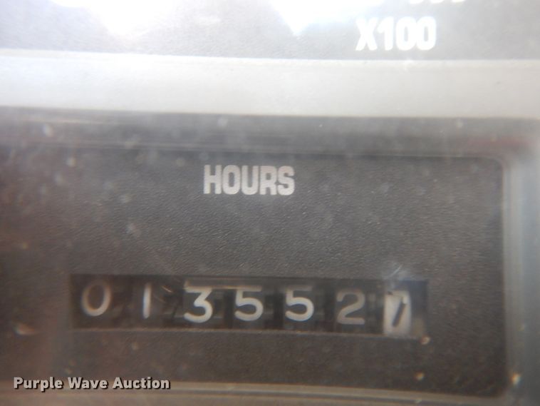 image for item DI8089 1999 International 4700  bucket truck