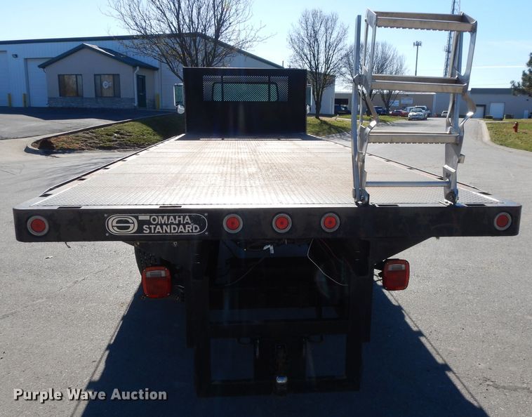 image for item DI8090 2000 International 4700  flatbed truck