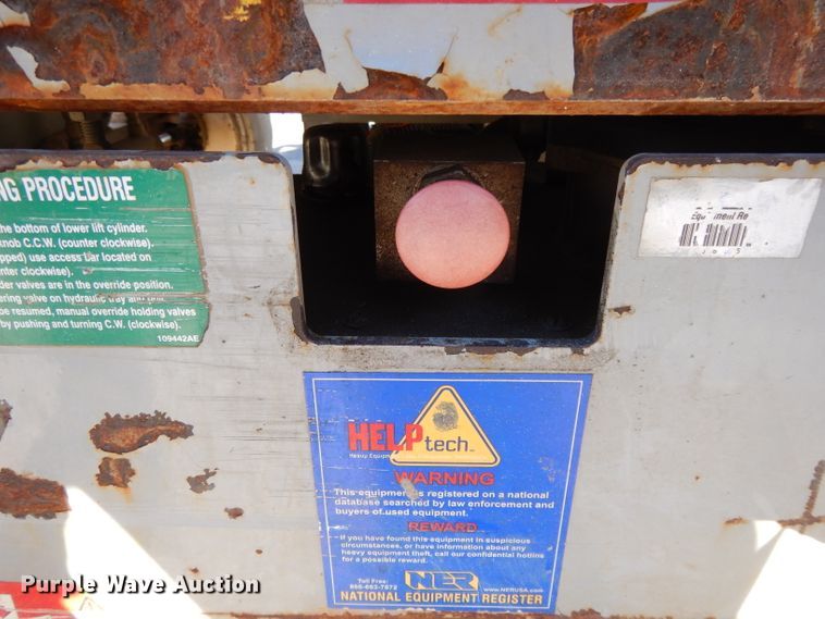 image for item DI8095 2005 Skyjack SJIII 4632  scissor lift