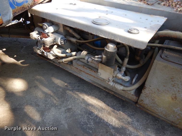 image for item DI8096 2006 Skyjack SJIII 4632  scissor lift