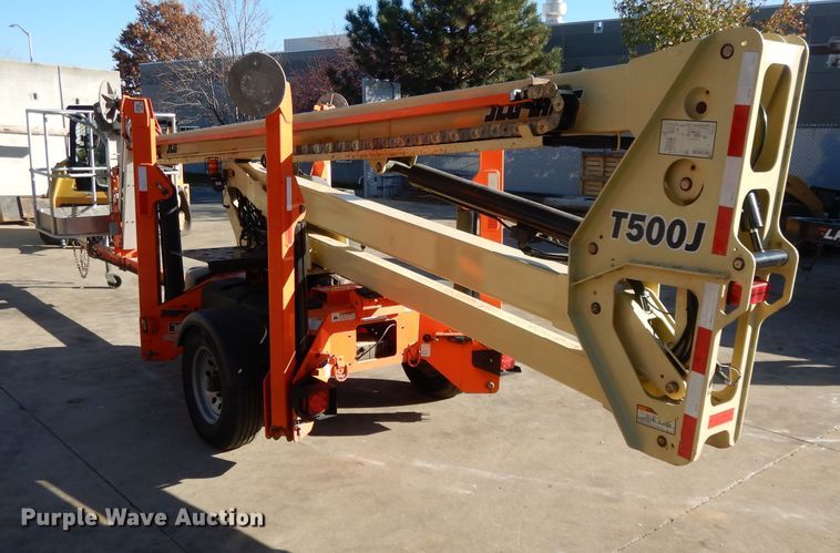 image for item DI8097 2014 JLG T500J  boom lift