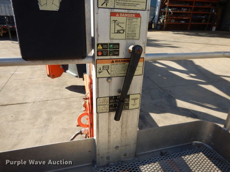 image for item DI8097 2014 JLG T500J  boom lift