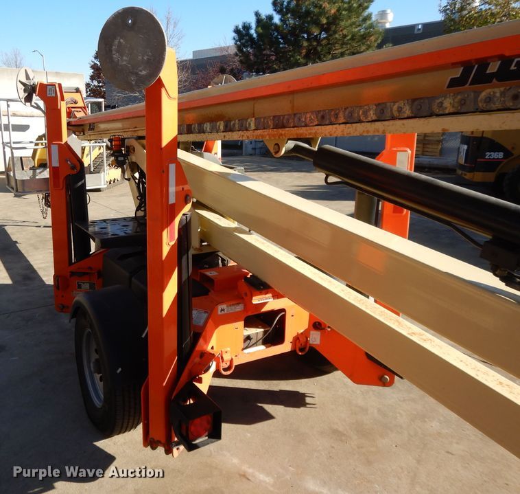image for item DI8097 2014 JLG T500J  boom lift