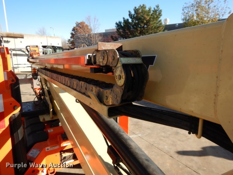 image for item DI8097 2014 JLG T500J  boom lift
