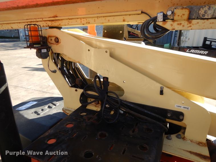 image for item DI8097 2014 JLG T500J  boom lift