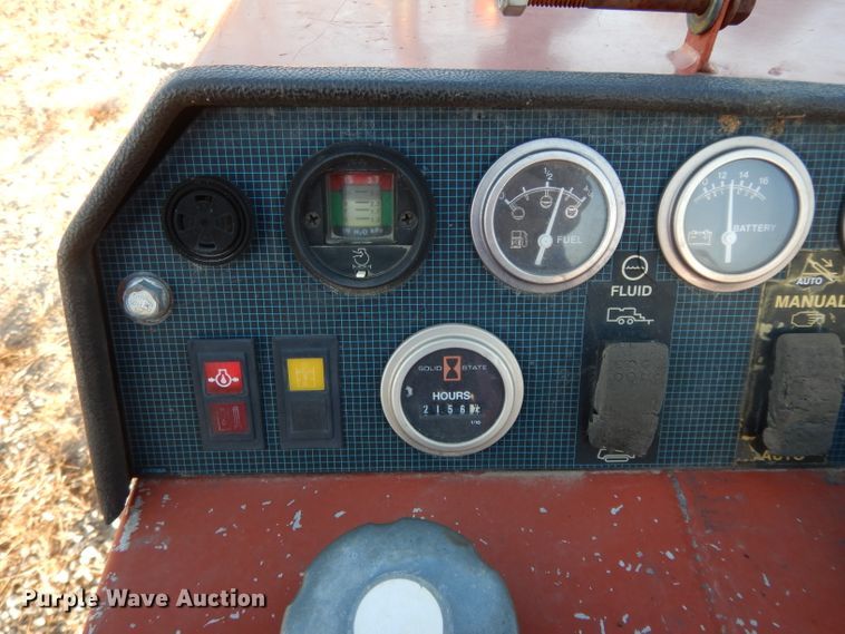 image for item DI8099 2000 Ditch Witch JT920L  directional boring unit