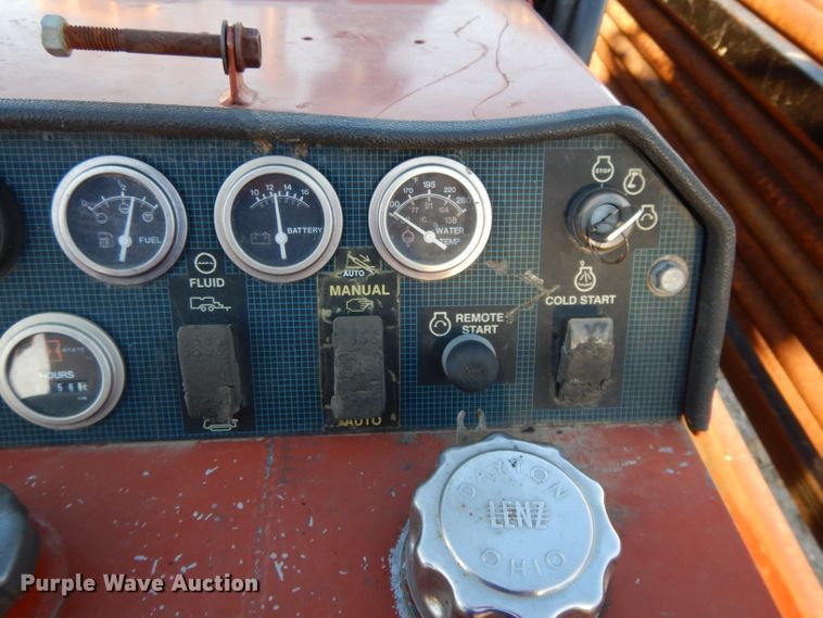 image for item DI8099 2000 Ditch Witch JT920L  directional boring unit