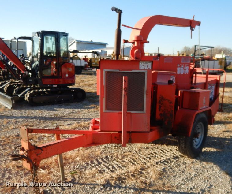 image for item DI8100 Brush Bandit 200+ wood chipper