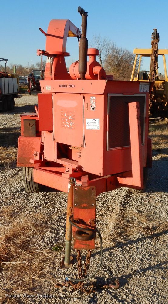 image for item DI8100 Brush Bandit 200+ wood chipper