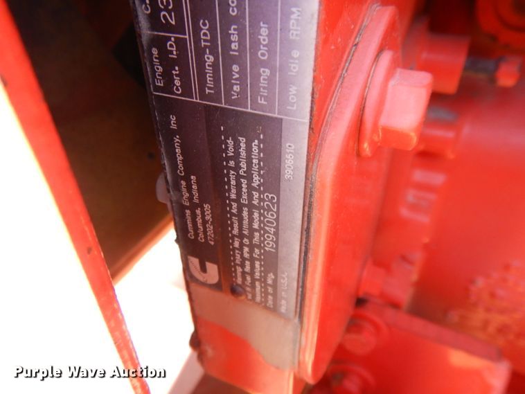 image for item DI8100 Brush Bandit 200+ wood chipper