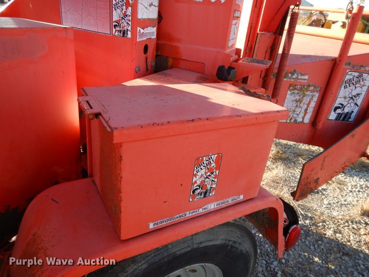 image for item DI8100 Brush Bandit 200+ wood chipper