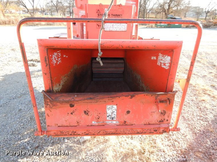 image for item DI8100 Brush Bandit 200+ wood chipper