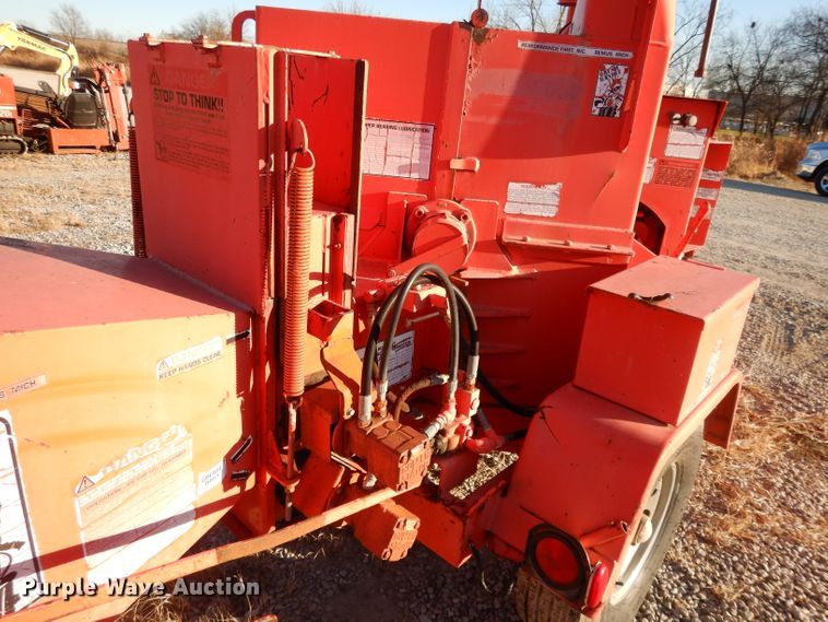 image for item DI8100 Brush Bandit 200+ wood chipper