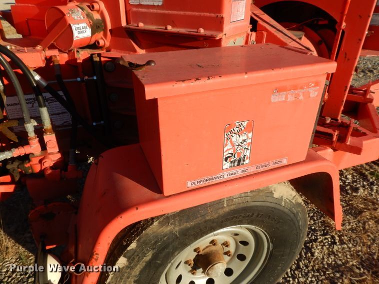 image for item DI8100 Brush Bandit 200+ wood chipper