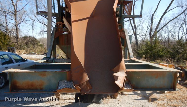 image for item DI8108 Double deck sand screw