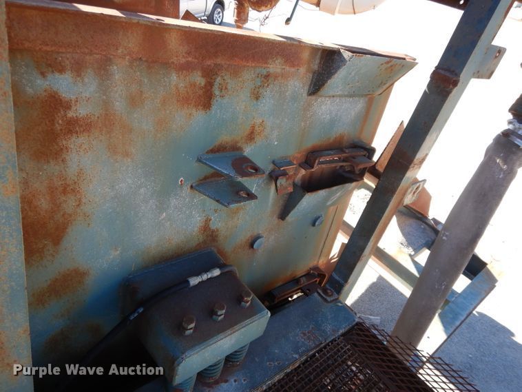 image for item DI8108 Double deck sand screw