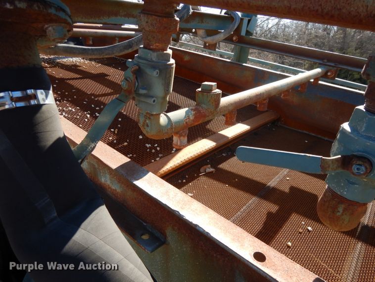 image for item DI8108 Double deck sand screw