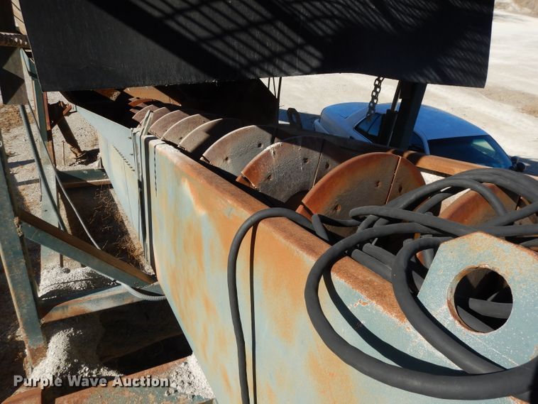 image for item DI8108 Double deck sand screw