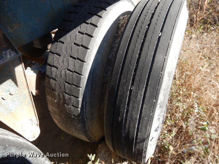 image for item DI8108 Double deck sand screw