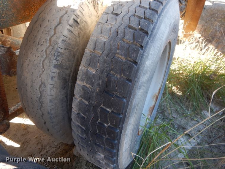 image for item DI8108 Double deck sand screw