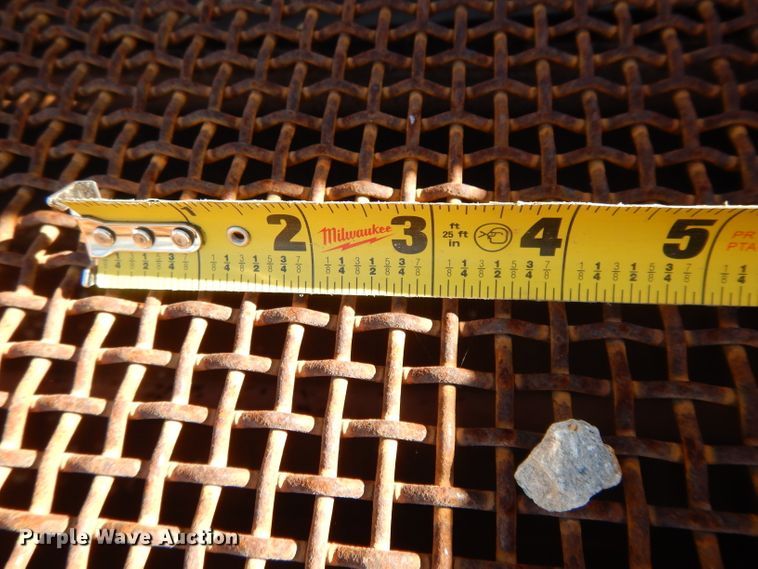 image for item DI8108 Double deck sand screw