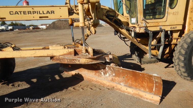 image for item DJ2077 1980 Caterpillar 140G  motor grader