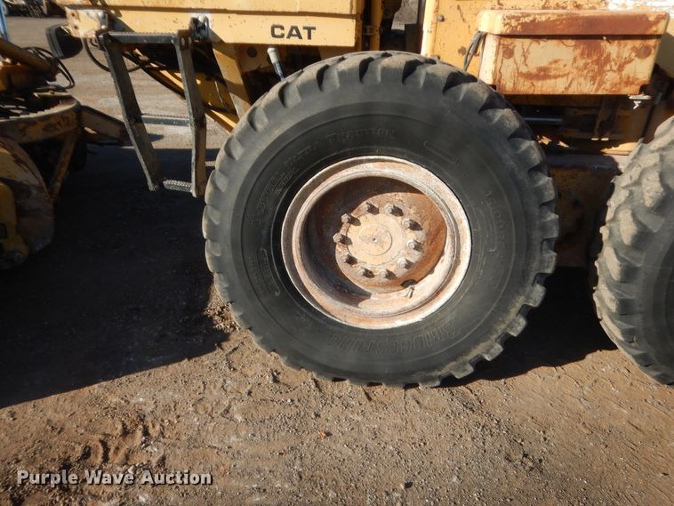 image for item DJ2077 1980 Caterpillar 140G  motor grader