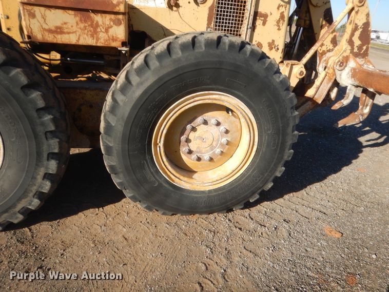 image for item DJ2077 1980 Caterpillar 140G  motor grader