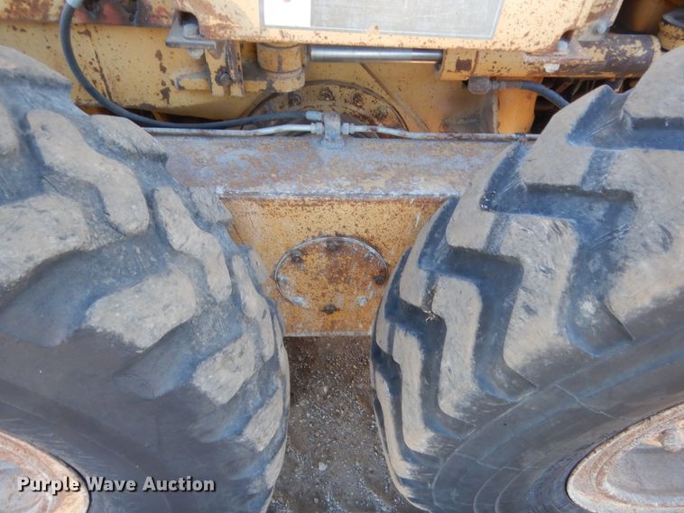 image for item DJ2077 1980 Caterpillar 140G  motor grader