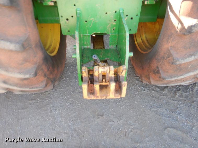 image for item DJ2082 2006 John Deere 9520  Scraper Special 4WD tractor