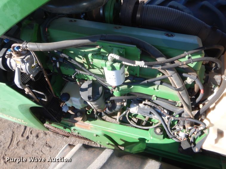 image for item DJ2082 2006 John Deere 9520  Scraper Special 4WD tractor