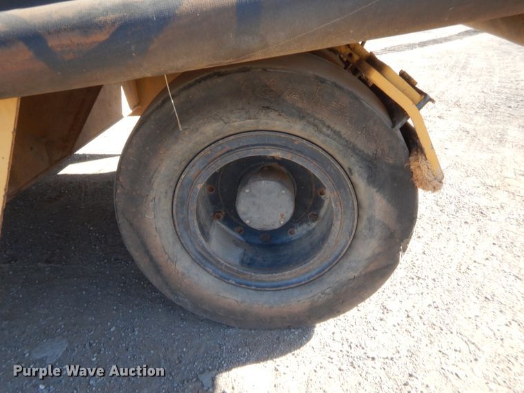 image for item DJ2086 2003 Caterpillar PS-360B  pneumatic roller