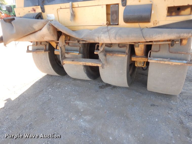 image for item DJ2086 2003 Caterpillar PS-360B  pneumatic roller