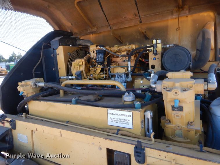 image for item DJ2086 2003 Caterpillar PS-360B  pneumatic roller