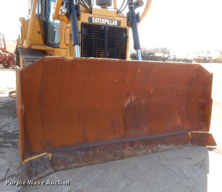 image for item DJ2095 2012 Caterpillar D6T XL  dozer