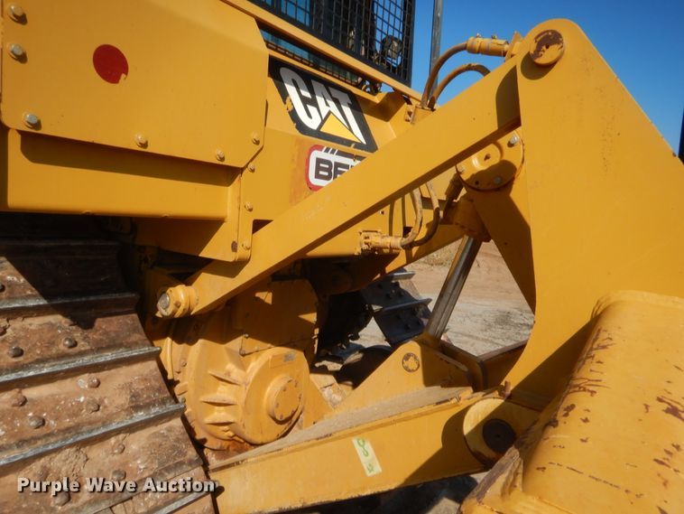 image for item DJ2095 2012 Caterpillar D6T XL  dozer